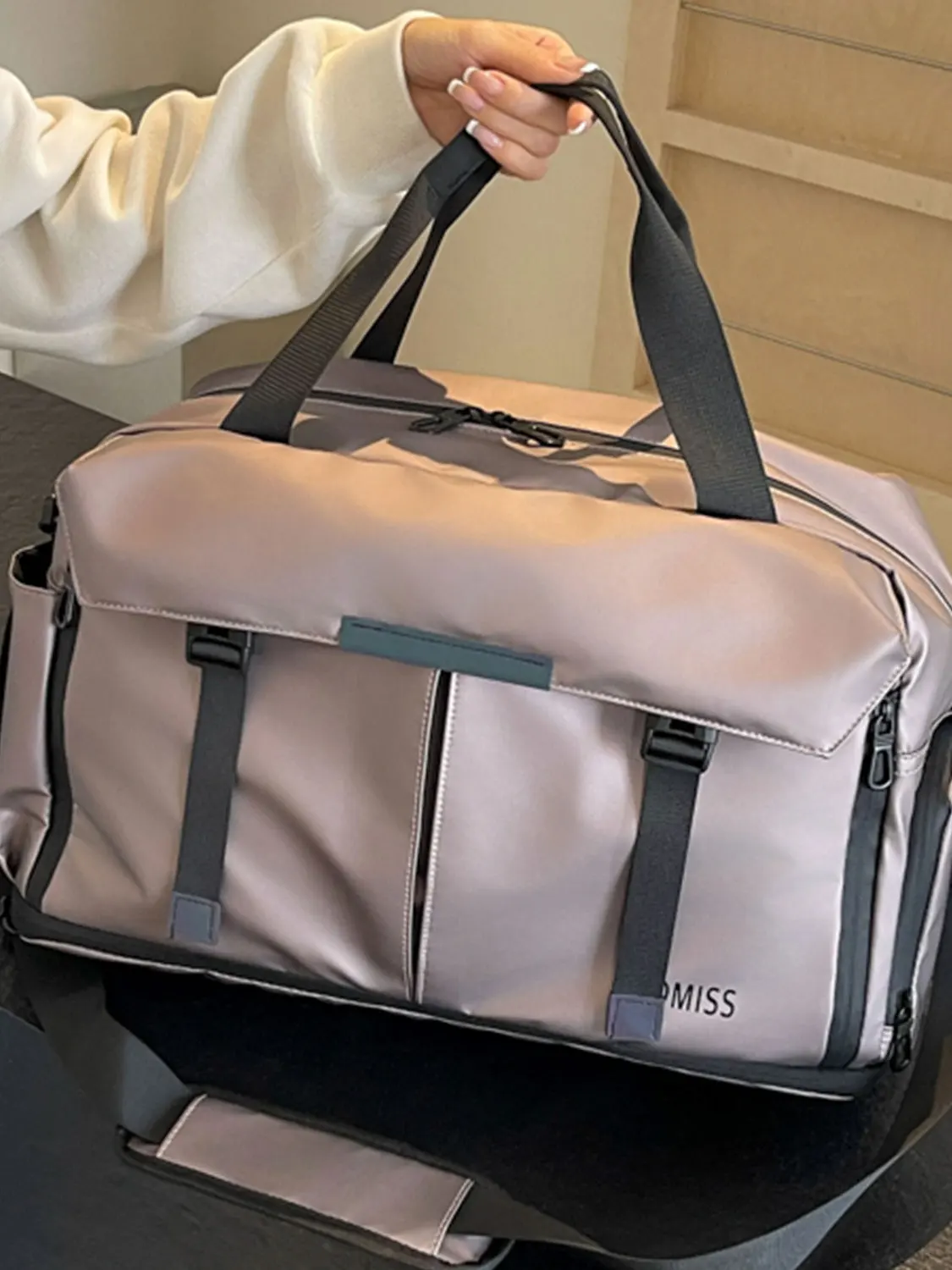 large-capacity-sports-fitness-bag-men's-travel-bag-women's-business-trip-hand-luggage-wet-and-dry-separation-design-2026-new