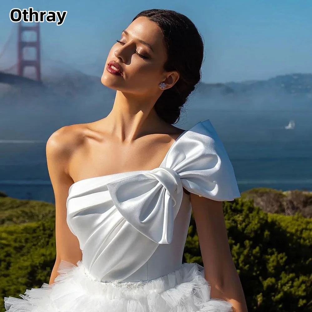 Othray One Initiated Bow Satin Slit A-Line Robes de mariée pour femmes, poignées amovibles, train en tulle à plusieurs niveaux, robes de mariée, quelle que soit la robe de mariée