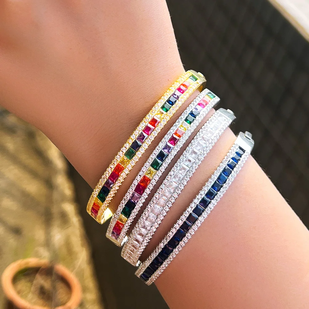 CWWZircons Wunderschöner, glitzernder, quadratisch geschliffener CZ-Armreif mit Weißgoldbeschichtung für Damen, schicker Boho-Sommerschmuck, Großhandel SZ0066 – Detail 2