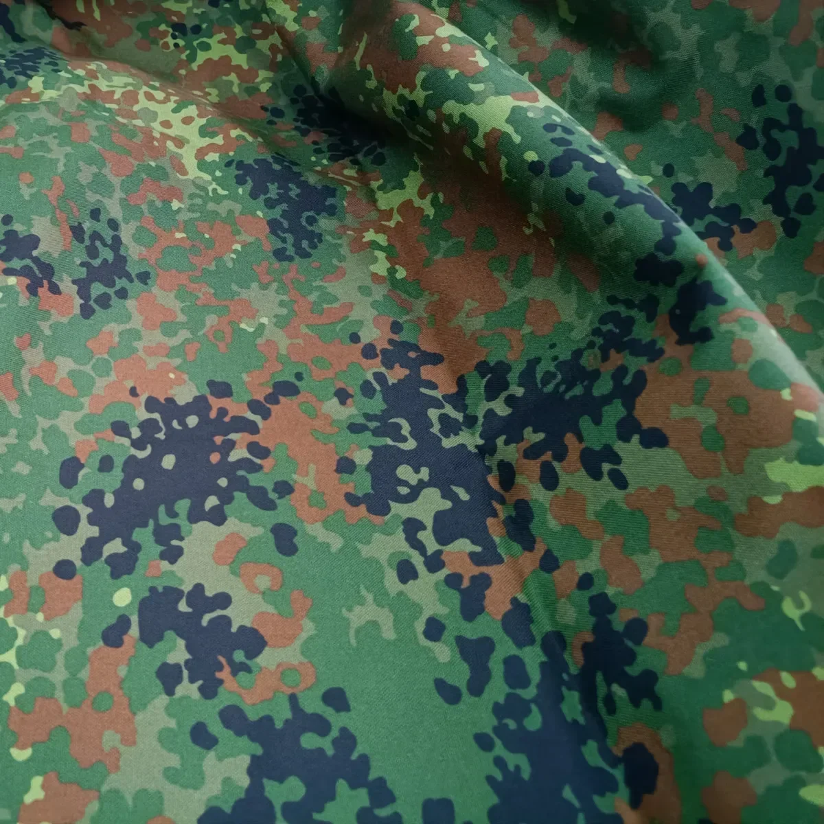 

1050D Nylon Flecktarn Camo Army Camouflage Fabrics Cloth PU Coating DIY Hunting Accessories Tactical Gear Sewing Telas TMC