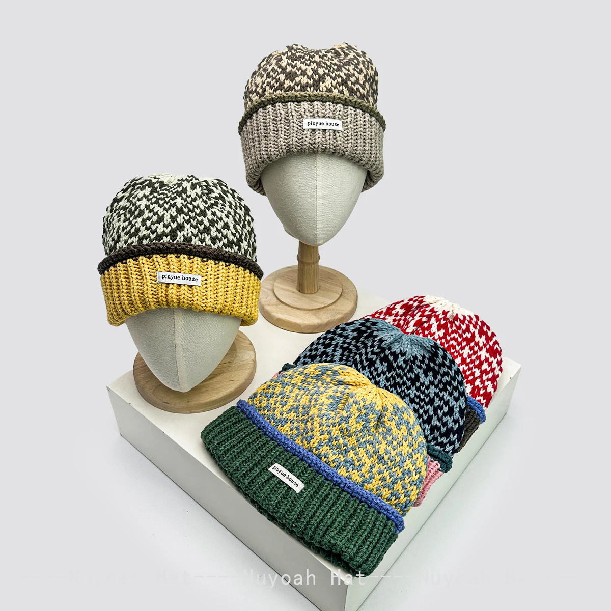 

New Men Women Retro Patch Letters Color Block Knitted Hats Warm Fashion Outdoor Beanies Casual Versatile Fel Island Style ins