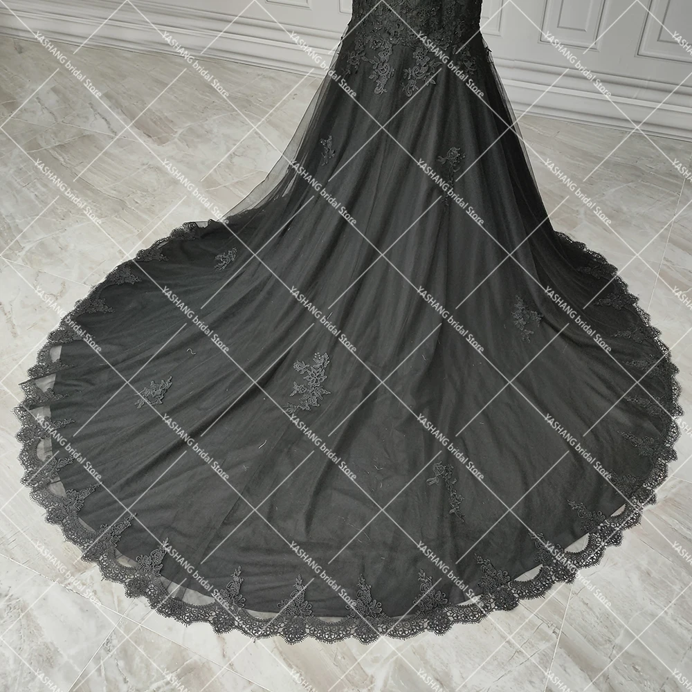 Vestido de novia gótico negro de sirena sin tirantes, ajuste personalizado y acampanado, tren largo con cuentas, apliques de lujo, vestidos de novia con forma de corazón