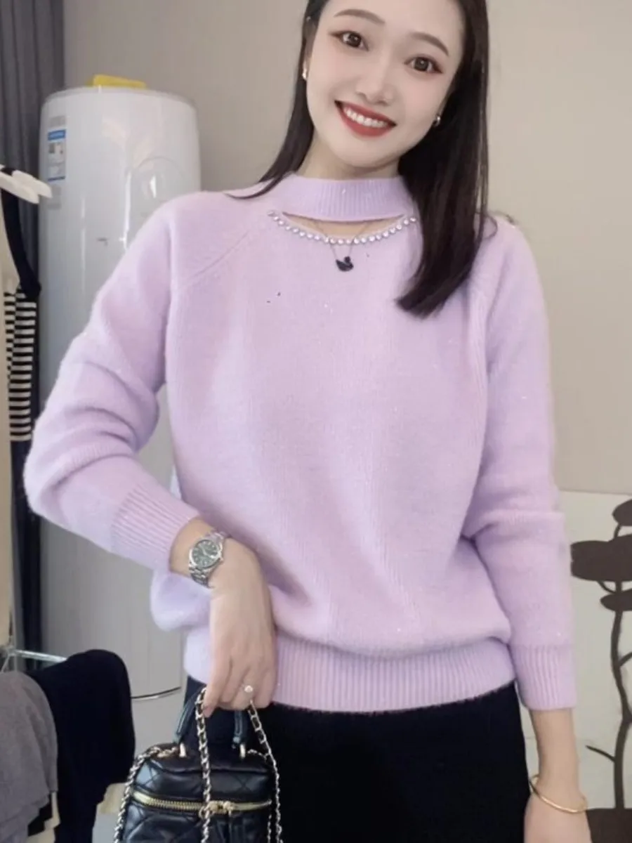 เสื้อสเวตเตอร์ถักลายฉลุสำหรับผู้หญิง ดีไซน์แฟชั่นฤดูใบไม้ร่วงและฤดูหนาว ช่วยลดอายุ สวมใส่เป็นเสื้อตัวในได้