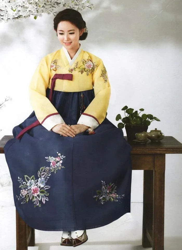 Hanbok Hanfu Ethnic Traditional Exquisite Hand Embroidered Women's Hanbok