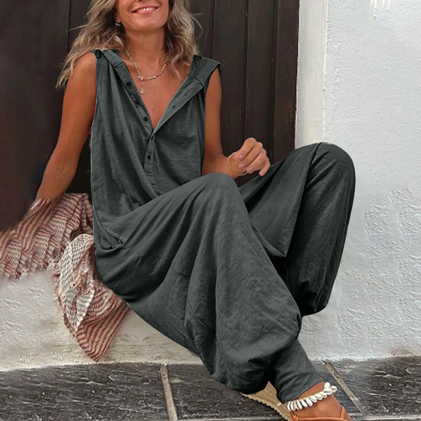 Damen Sommer Ärmelloser Lässiger Kapuzen-Jumpsuit V-Ausschnitt Lose Haremshose Einteiler für Urlaub und Alltag – Detail 9