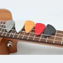 5 teile/los Ukulele Pick Bunte Weiche Filz Plektrum Vermittler Spezielle-förmigen Filz Pad Picks Gitarre Musical Instrument Zubehör