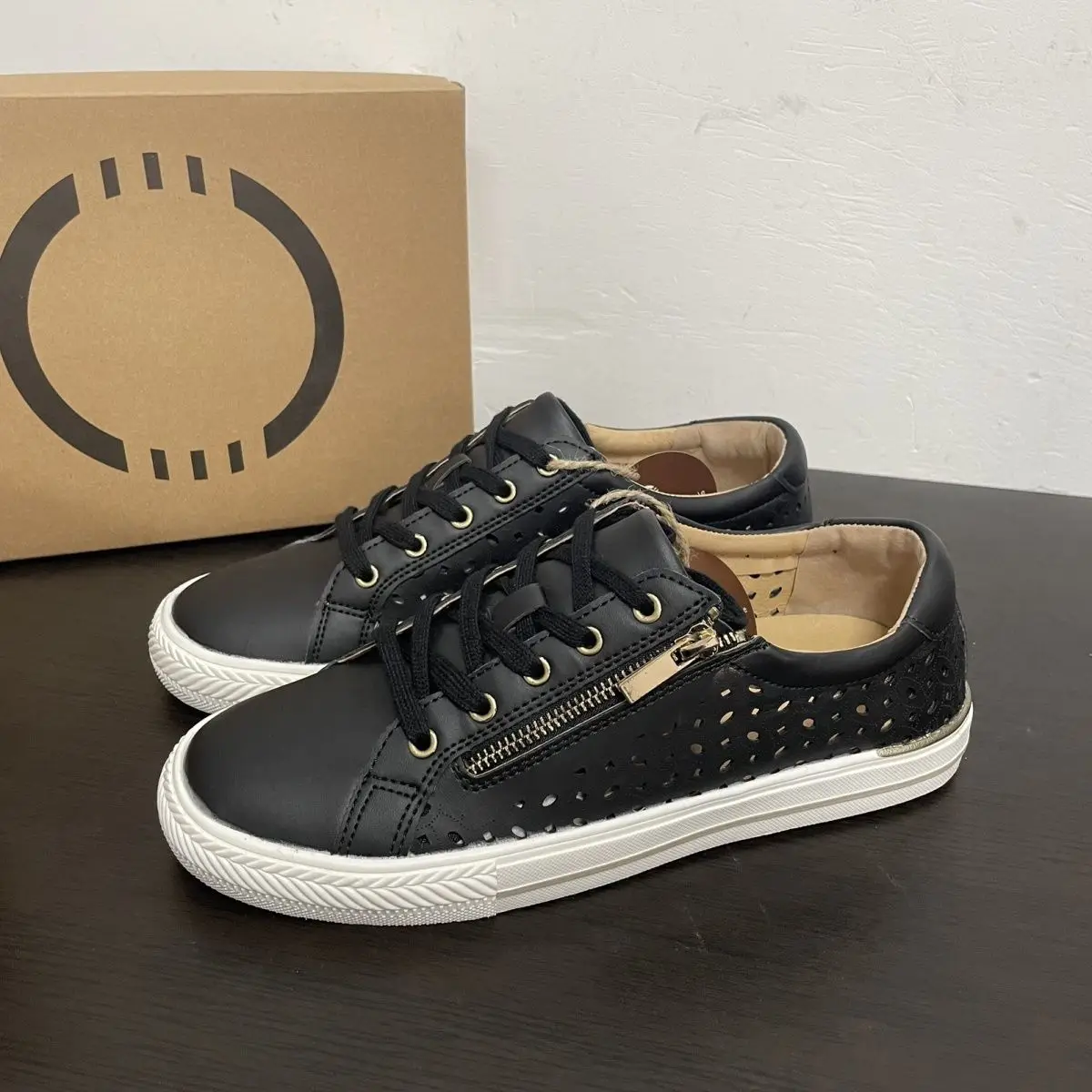 

Men Sports Shoes Summer Breathable Sports Casual Sports Ladies Height Increasing Shoes Fashion New Running Shoes