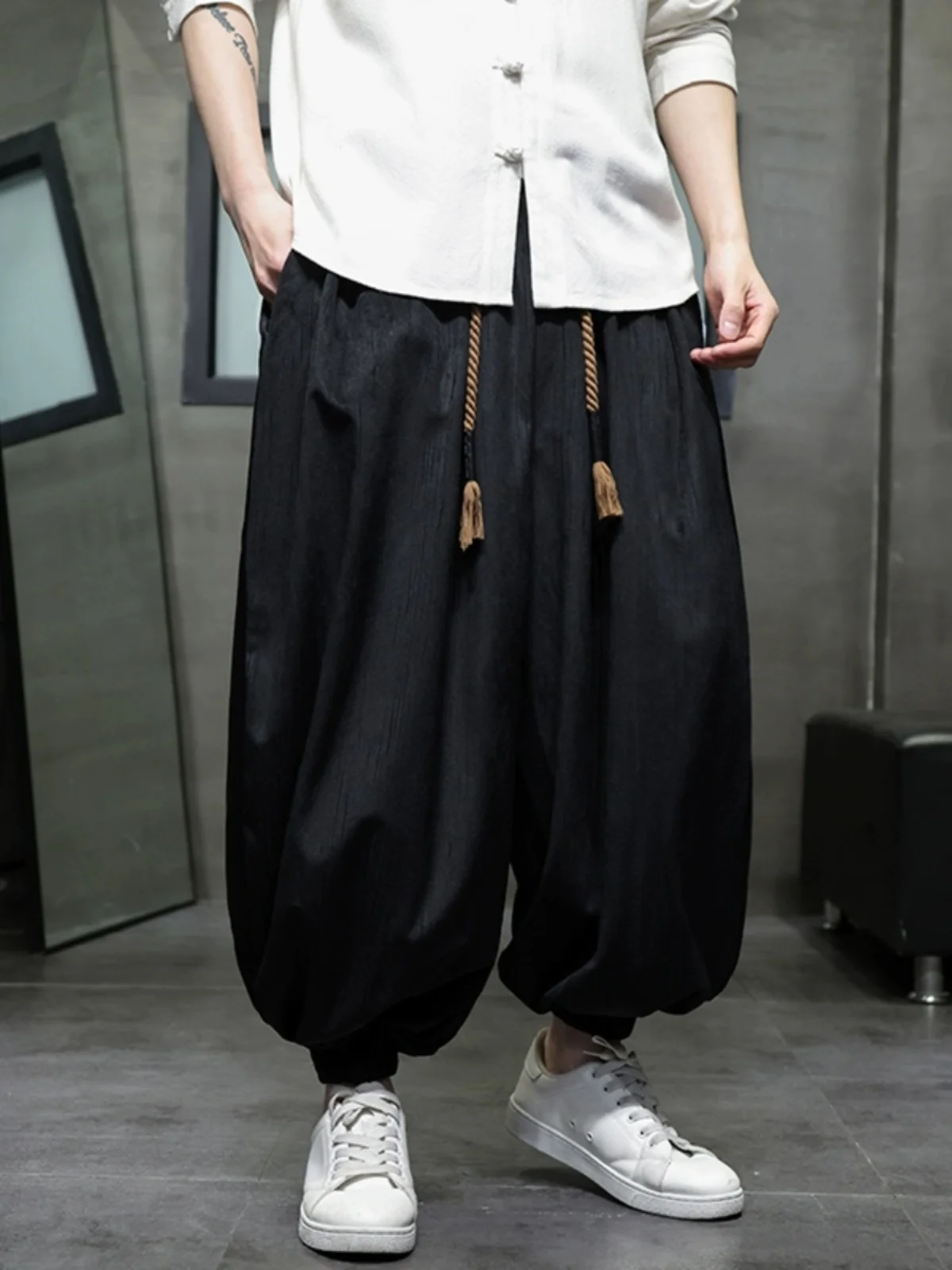 

Men's Loose Wide Leg Harlan Pants Summer Thin Ice Silk Linen Lantern Pants Dstring Waist Nine Points Casual Trousers