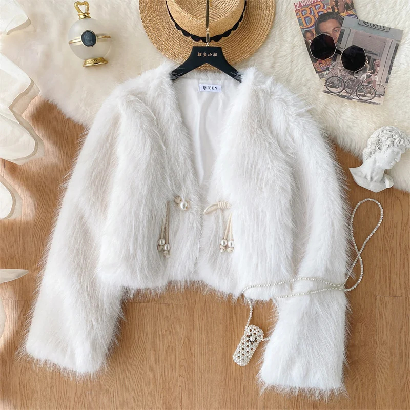 High Quality Short Imitation Fur Coat Women Elegant V-neck Single Button Long Sleeve Autumn Winter Faux Fur Jacket White Apricot