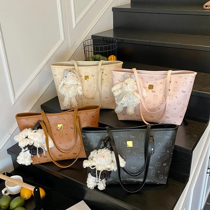 

Элегантная сумка через плечо, новинка 2023 года для женщин, роскошная сумка через плечо из мягкой кожи, модная просторная сумка для всех случаев