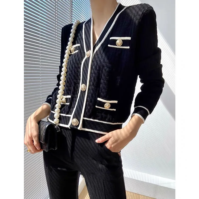 

New Fashion Small Fragrance Women's Sweater Slim V-neck Long Sleeve Single Breasted Knitted Golden Buttons Knitted Cardigan Tops