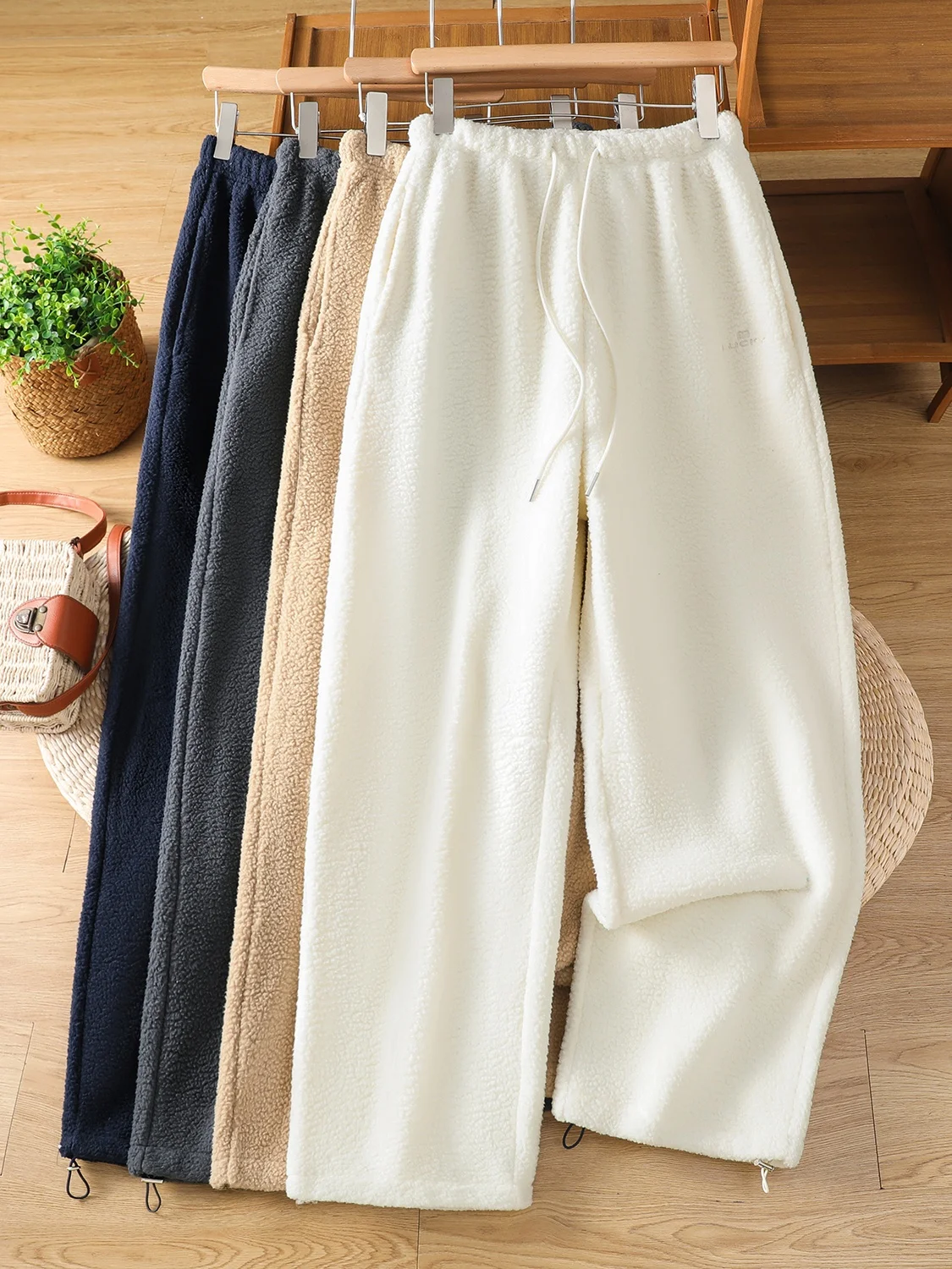 Thiened Fce taille haute pantalon à jambes larges femmes automne hiver nouveau Sle pantalon décontracté ample chaud peau d'oreille Simulation