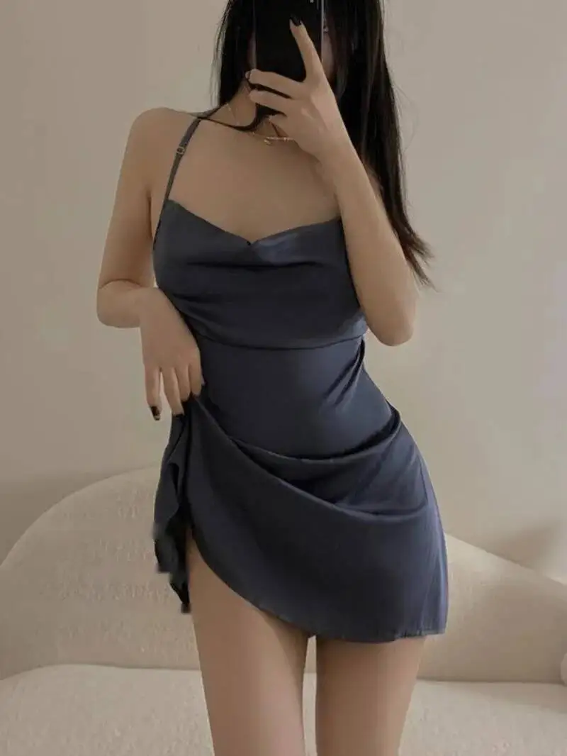 Pure Desire Lässiger Stil, sexy Spitze, rückenfrei, dünnes Homewear-Kleid, bezauberndes Kleid mit tiefem V-Hosenträger und hängendem Hals, elegant, feurig, 4RO6