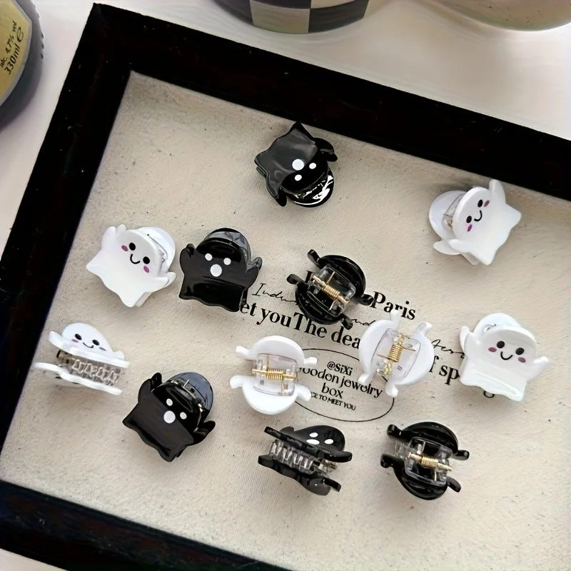 

2pcs Cute Ghost Hair Clips Set: Black & White, Kawaii Design for Halloween, Daily Styling & Fun Looks