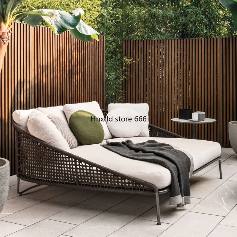 Balkon Freizeit einzelner Rattanstuhl dreiteilige Möbel