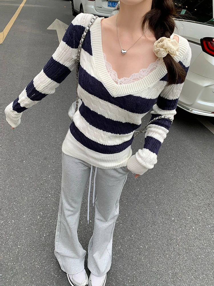 

Korean Style Beautiful V-Neck Twisted Knit Base Shirt Women's Early Spring High-End Sensation Personality Slimming Top