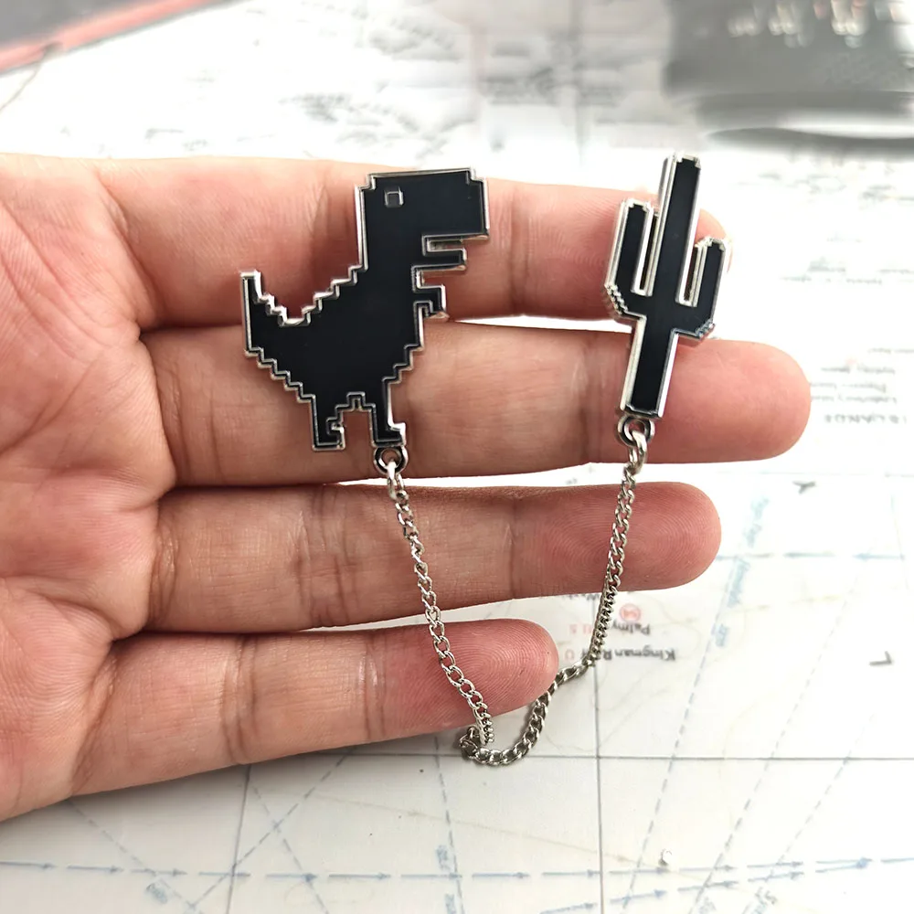 Pixel T-Rex Dinosaurier Kaktus Emaille-Pins mit Kette Lustige Chrome Offline-Spiel Brosche Abzeichen Anstecknadel Schmuck Geschenk für Gamer-Freunde – Detail 10