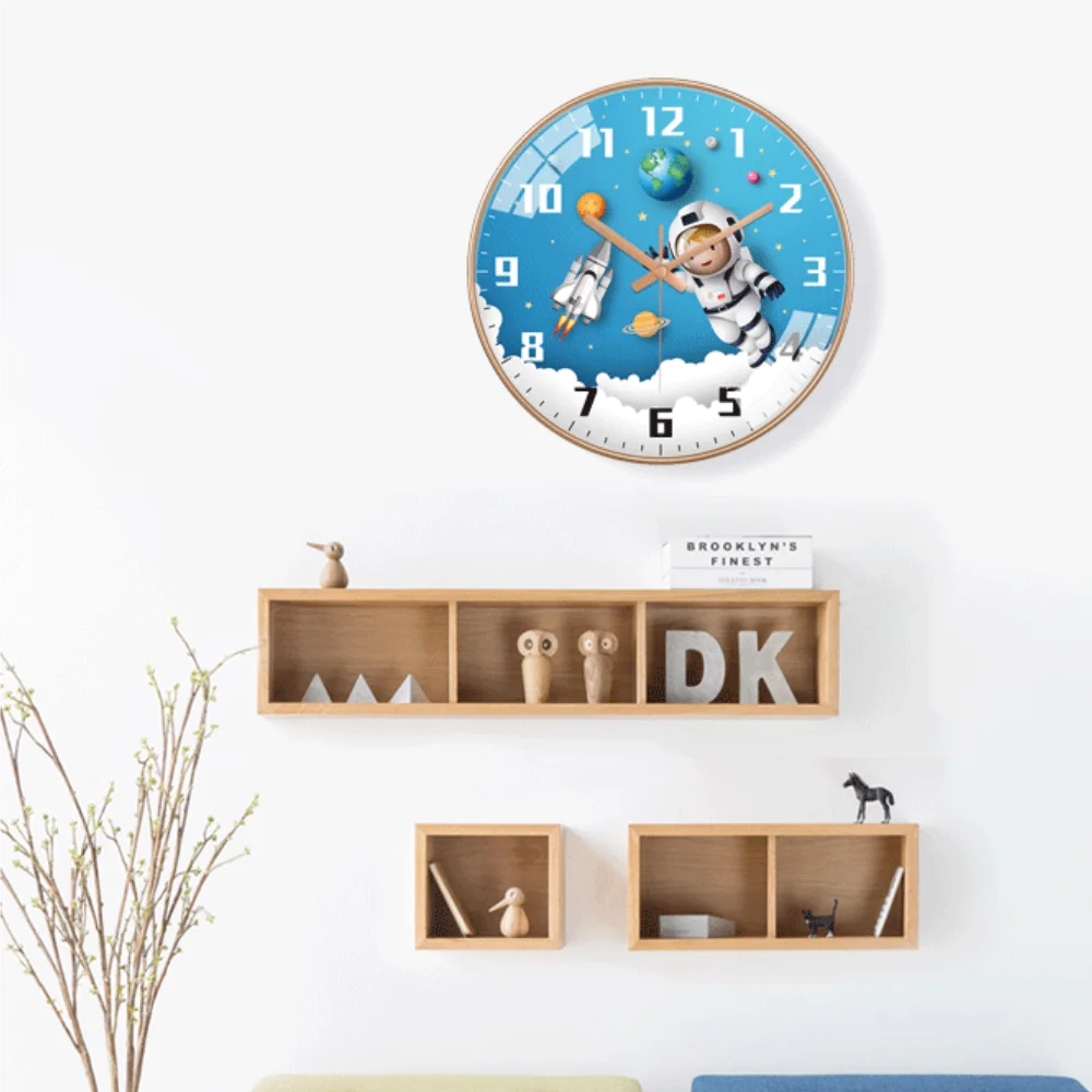 Cartoon Circular Wall Clock Star Astronaut Precise Quartz Movement Children's Room Bedroom Space Enthusiast Home Decoration