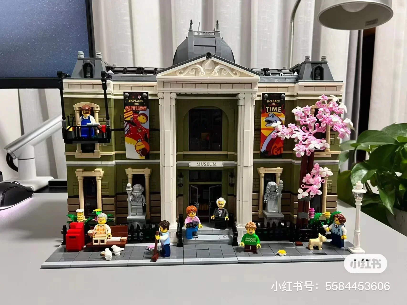 2025 4014 قطعة سطح المكتب زخرفة متحف أكبر وحدات بناء مجموعة العمارة عرض الشارع كتل الاطفال هدية