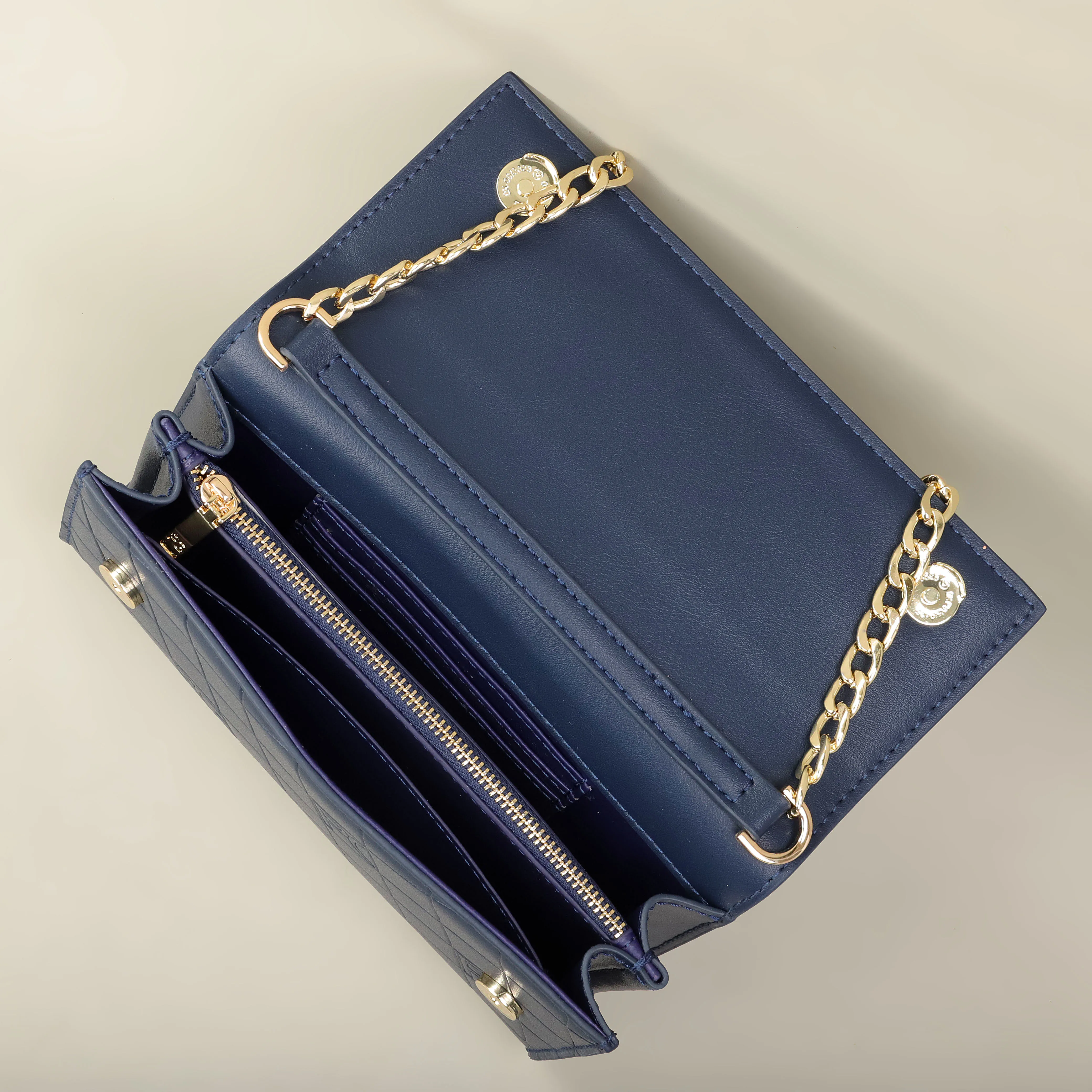 PG 2026 Damen Klassische Umhängetasche Hochwertige Modische Vielseitige Schultertasche mit Kette im Ausverkauf – Detail 10