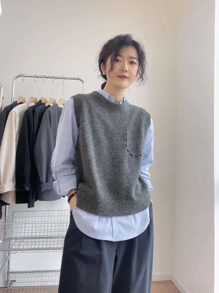 

Women's Grey Cashmere Knitted Vest Slim Fit Warm Sweater Vest Outer Wear New Style Small Size