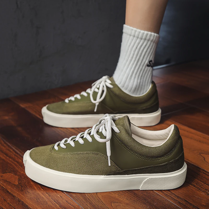 

2025 new casual sports fashion niche trend low top thick sole lightweight and comfortable versatile men's shoes board shoes