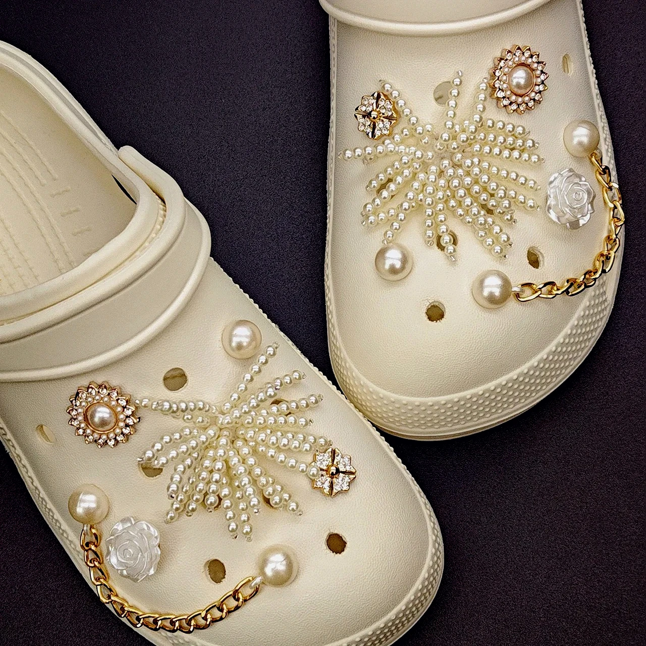 Amuletos Lujo Flores Perlas para Zapatos - usage example