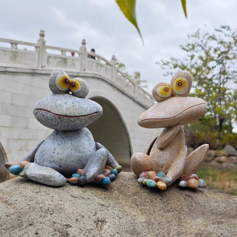 New frog ornament garden piece, creative home courtyard decoration, resin craft for study and bedroom
