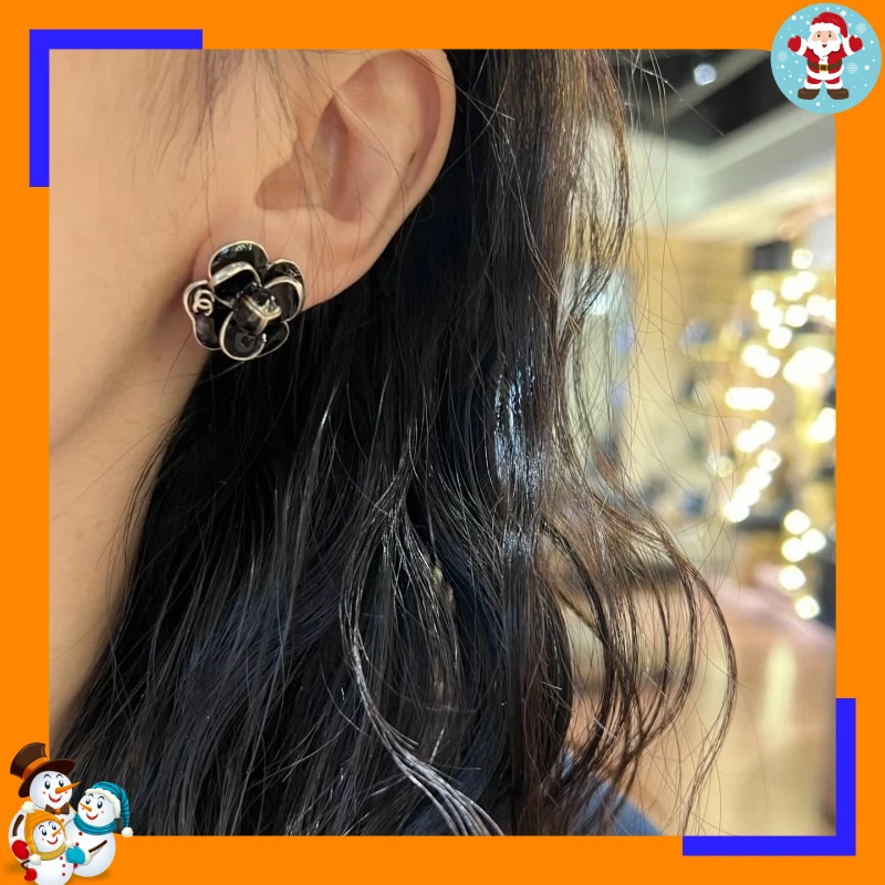 French Retro Enamel Drop Glaze Camellia Stud Earrings Women's Small Fragrance Light Luxury Temperament Earrings Needle