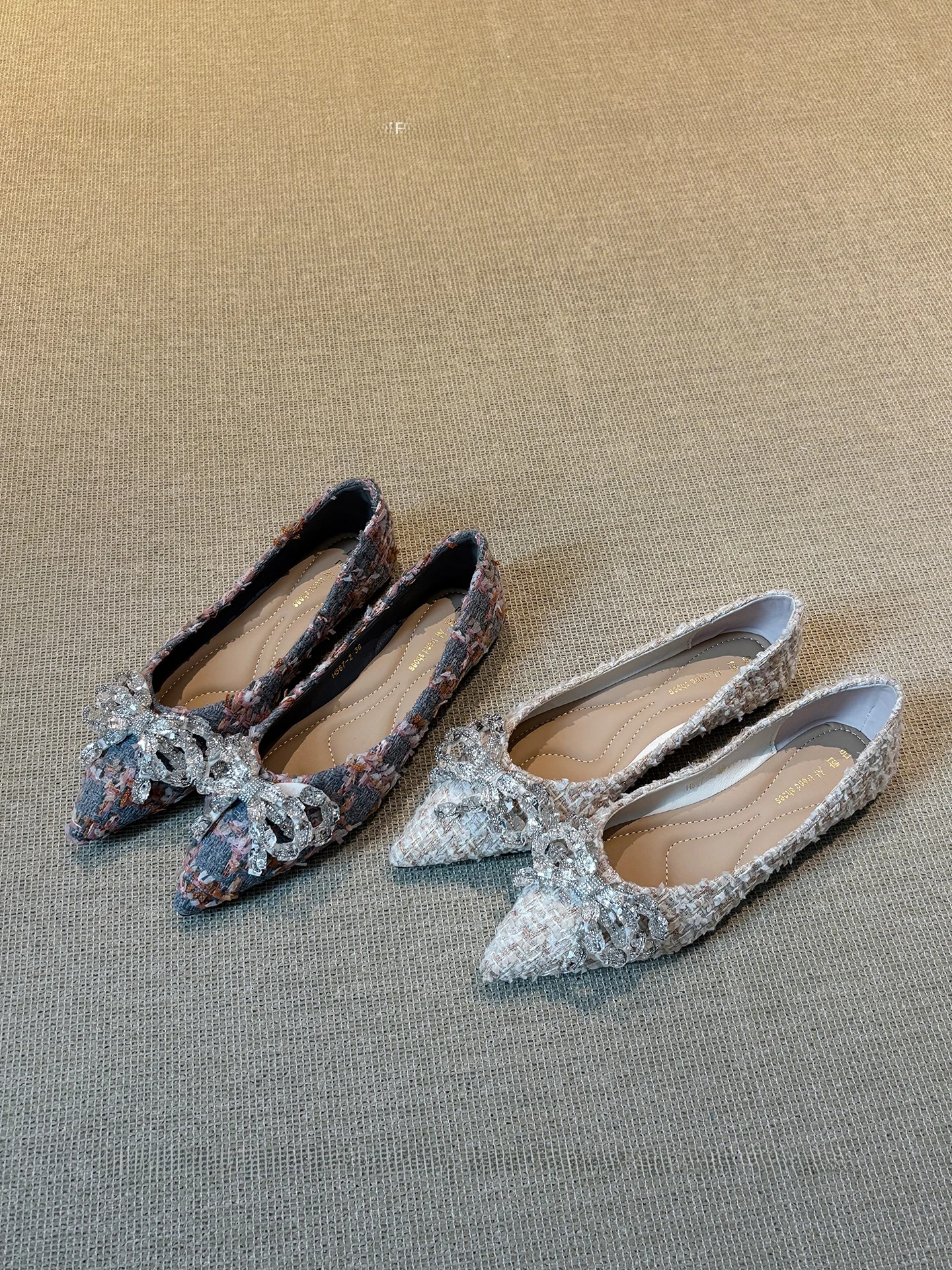 women's-leather-flat-bottom-pointed-toe-slip-on-mary-jane-shoes-fashionable-casual-versatile-spring-autumn-seasonal-footwear