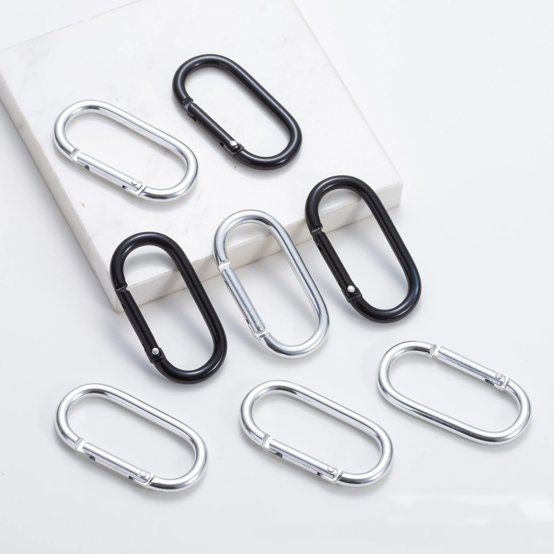 5 Stück/10 Stück/20 Stück ovaler Schnellhaken-Schlüsselanhänger aus Aluminiumlegierung für Rucksack, Wasserflasche, Camping, Wandern – Karabiner – Detail 1