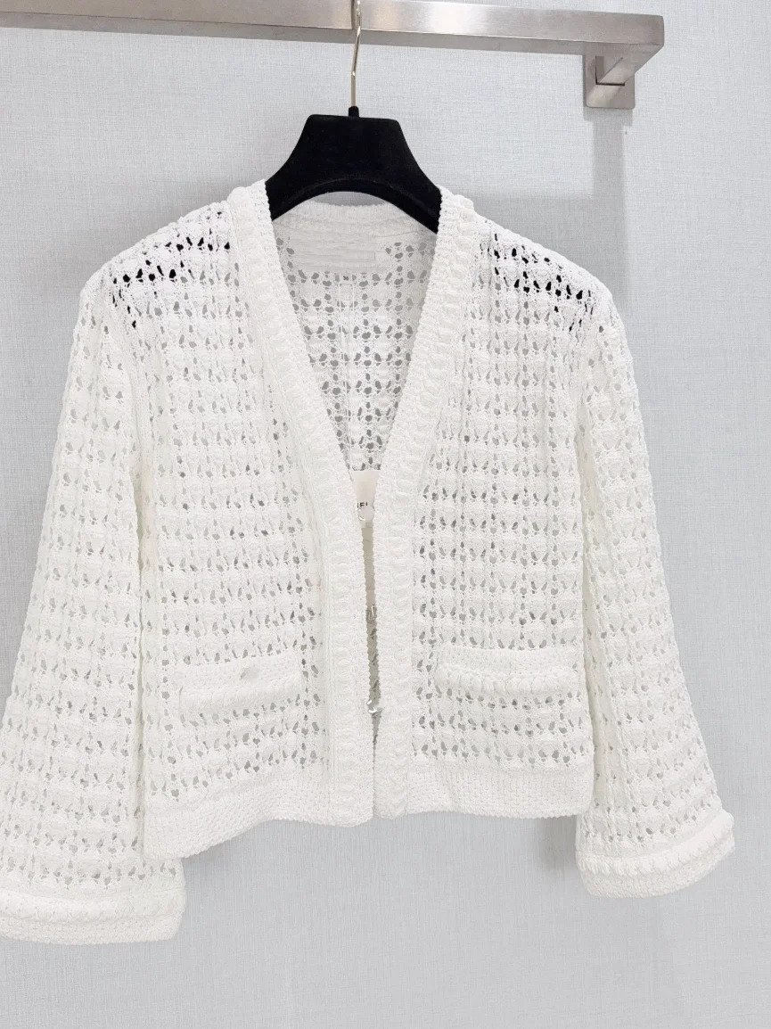 

Knitted Woolen Open Cardigan V-Ne Hollow out Design Long Sve Women's Faion Casual Wear Chinese Brand