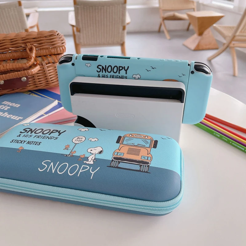 Custodia protettiva Snoopy per Nintendo Switch NS/OLED Borsa di stoccaggio Borse da viaggio portatili per cartoni animati Accessori per giochi