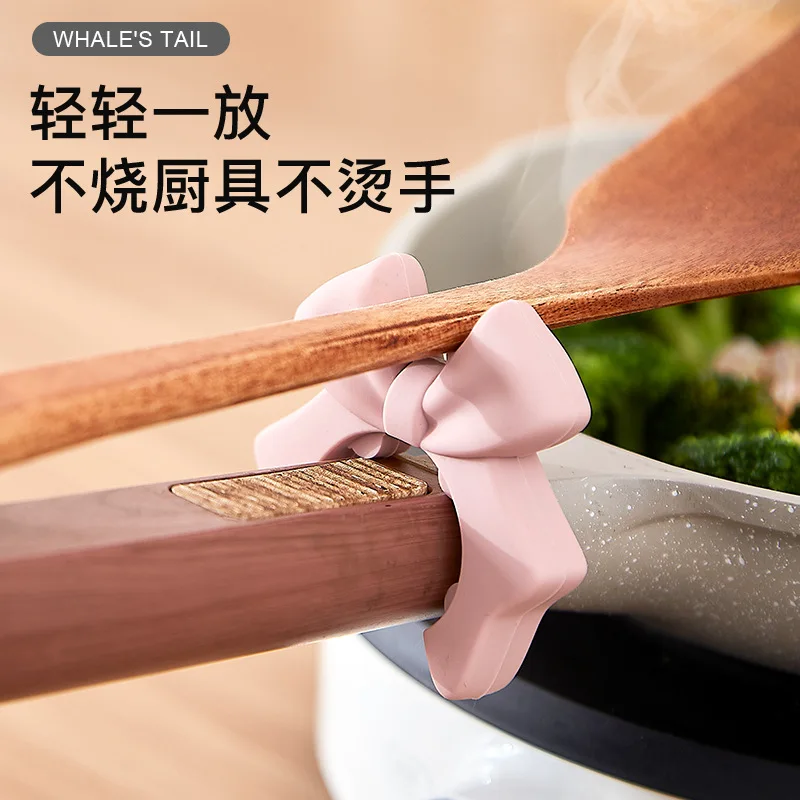 Bow Silicone Spatula Rack Multi-function Pot Clip Bowknot Anti Scalding Overflow Spatula Holder Spoon Rests Kitchen Gadgets