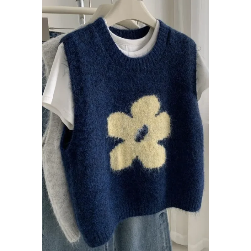 سترة محبوكة من الصوف لتقليل العمر للنساء مع ملمس ناعم وصديق للبشرة من القطيفة لخريف وشتاء 2025 #2