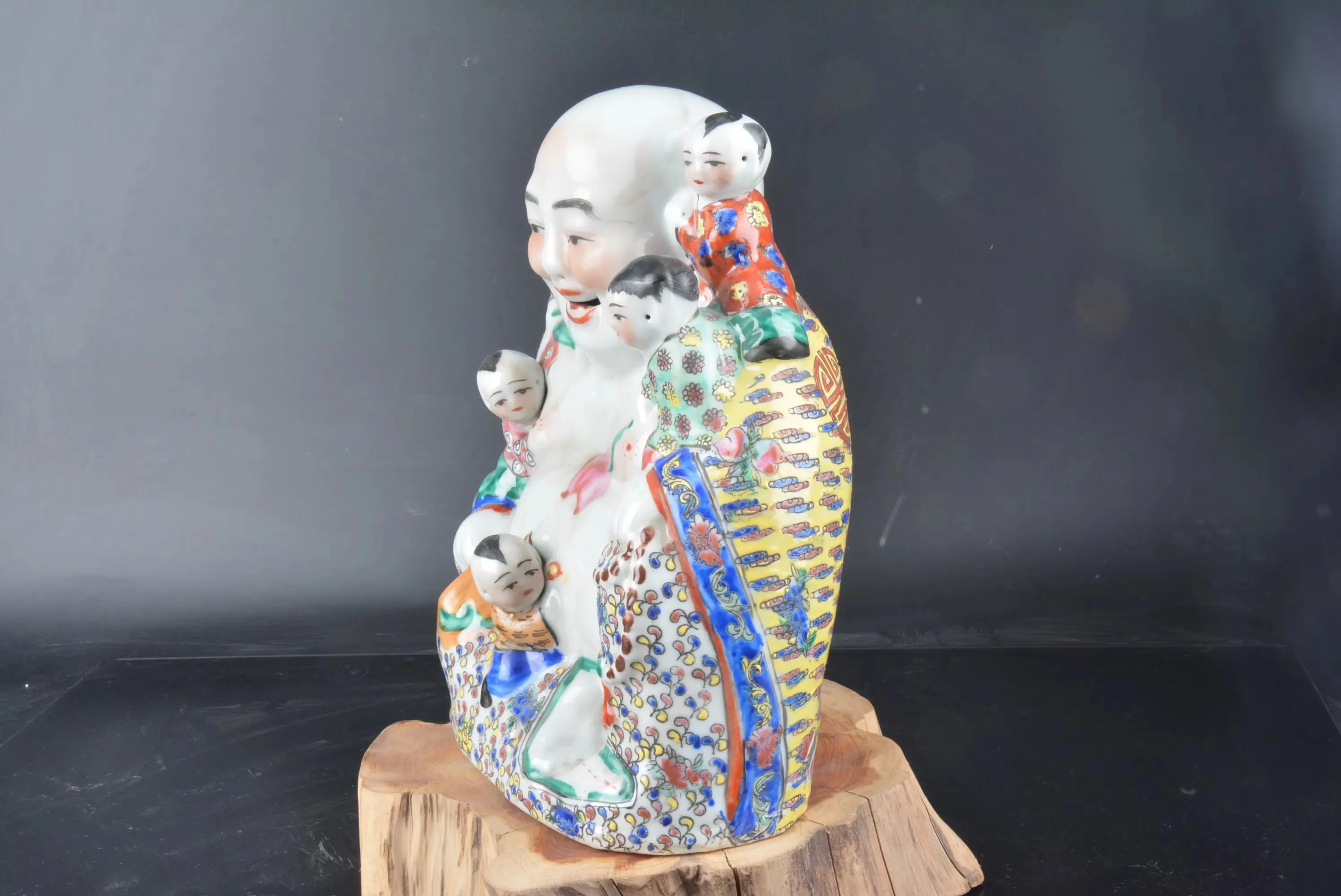 Rare old Chinese porcelain colour glaze Buddha ,Buddha and five children