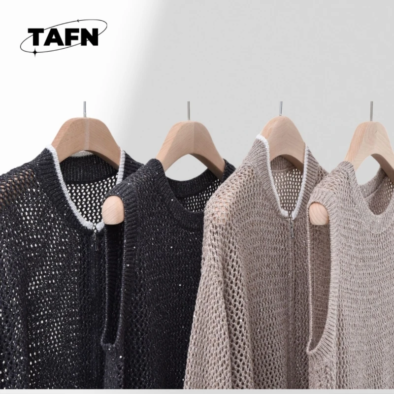 Hollow-out Pailletten Oud Geld Stijl Retro Hals Kleuraanpassing High Street Temperament Stand Kraag Casual Top AF3016