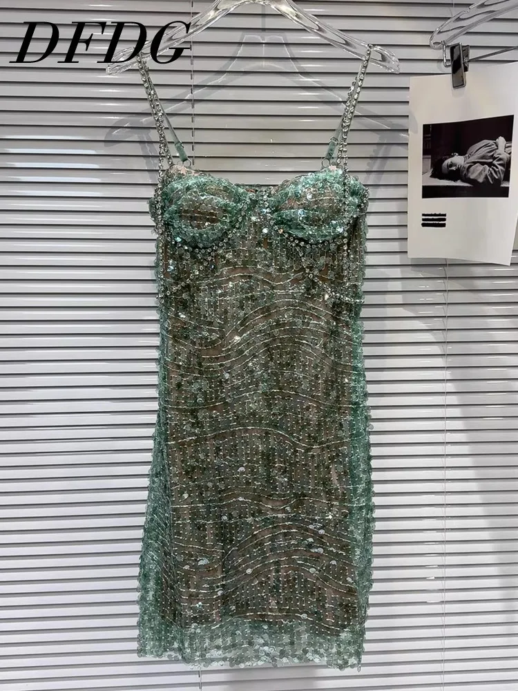 DFDG المرأة الصيف الأخضر مطرز فستان كامي بلا أكمام Bodycon فستان أنيق حفلة كلوبوير 2025 العصرية المؤنث فساتين راقية