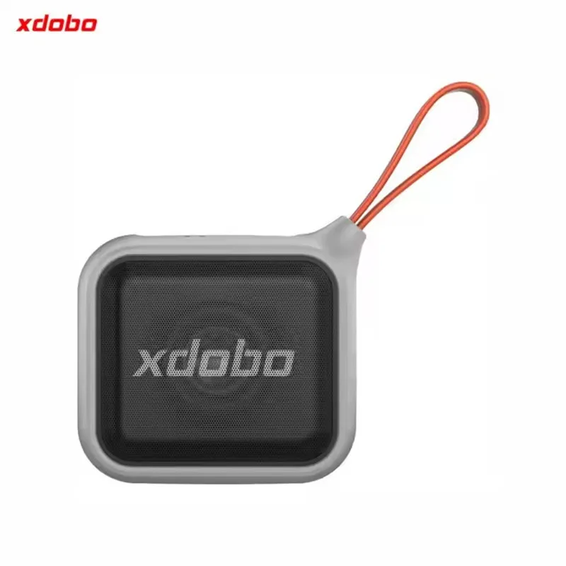 XDOBO Prince 1995 مكبر صوت خارجي سماعة لاسلكية تعمل بالبلوتوث باس صغير محمول منزلي ممتع للتخييم وركوب الدراجات النارية مشغل موسيقى للحفلات