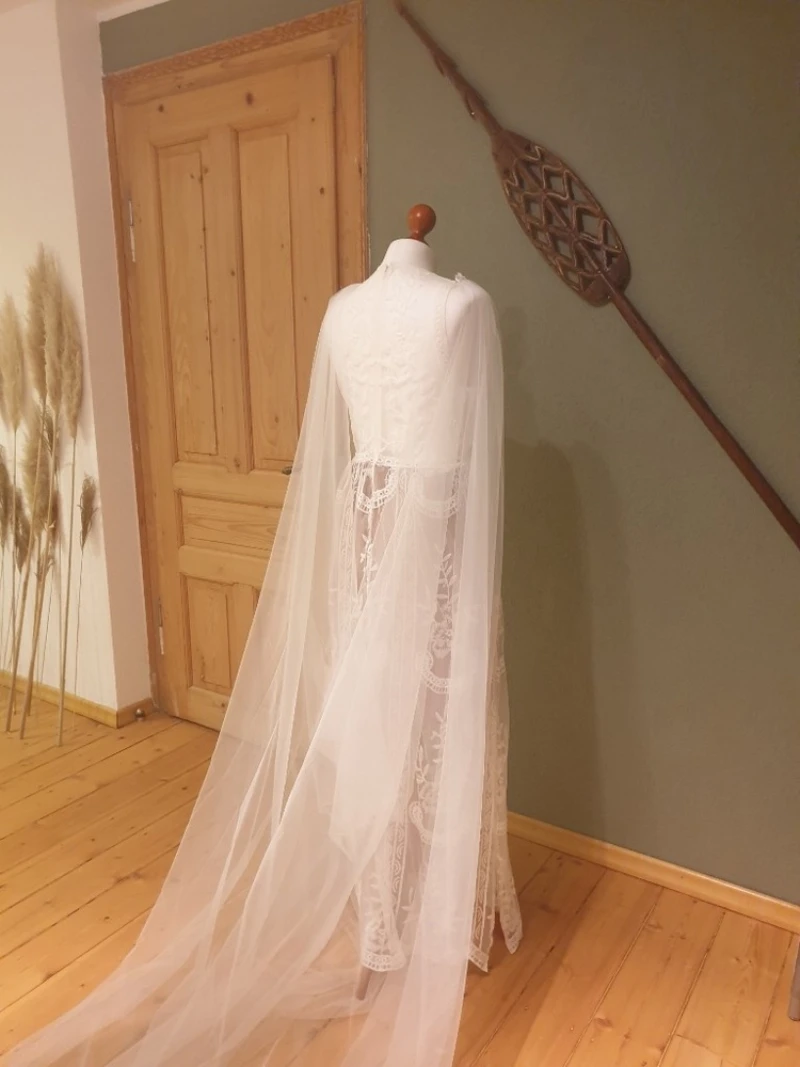 Mantella da sposa da sposa-velo da sposa-accessori da sposa moderni con velo a mantella di colore personalizzato