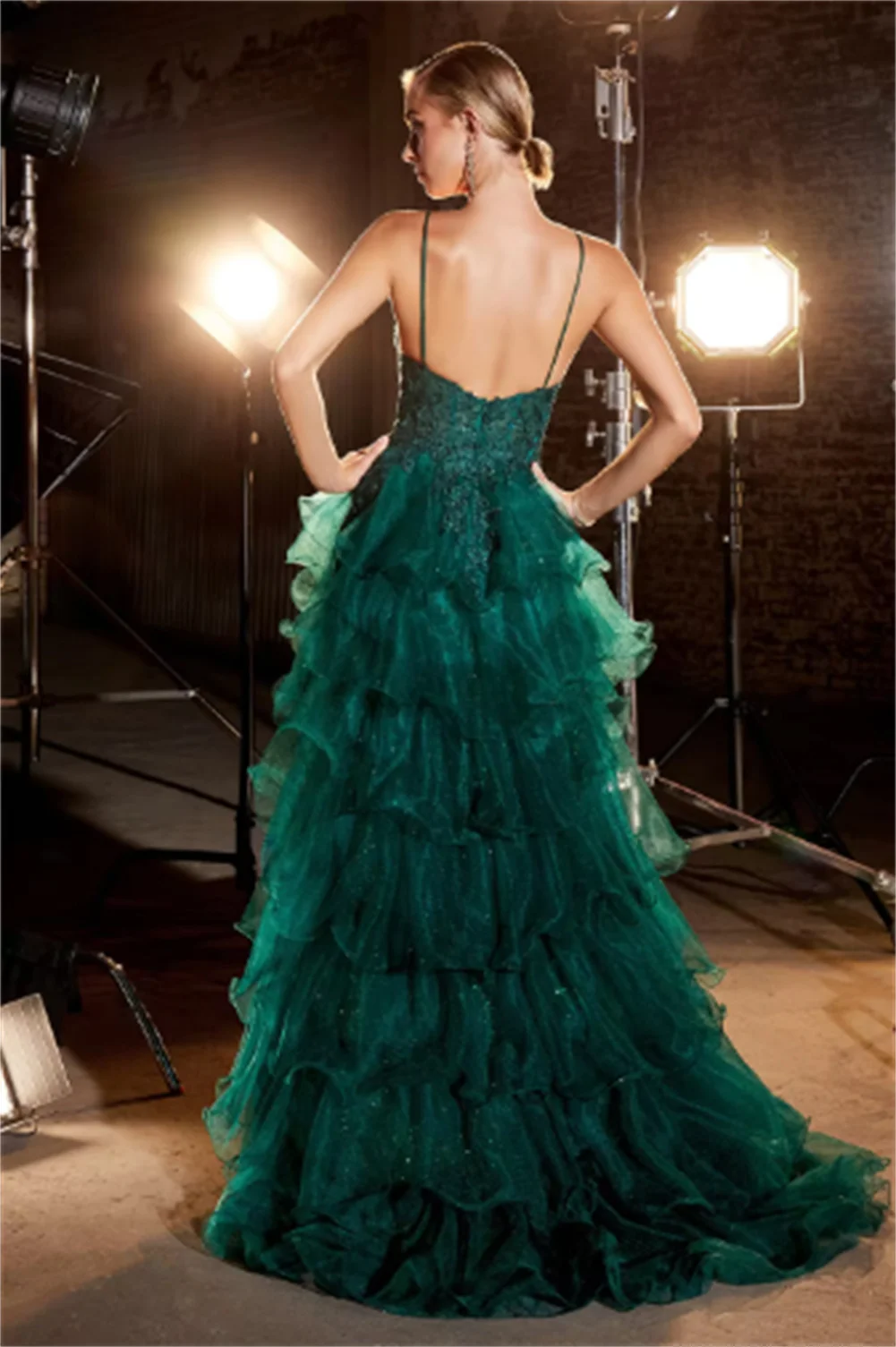 Kant borduurwerk rand krul lange galajurk donkergroen meerlaags vestido de noche sexy spaghetti gelaagde avondfeestjurk