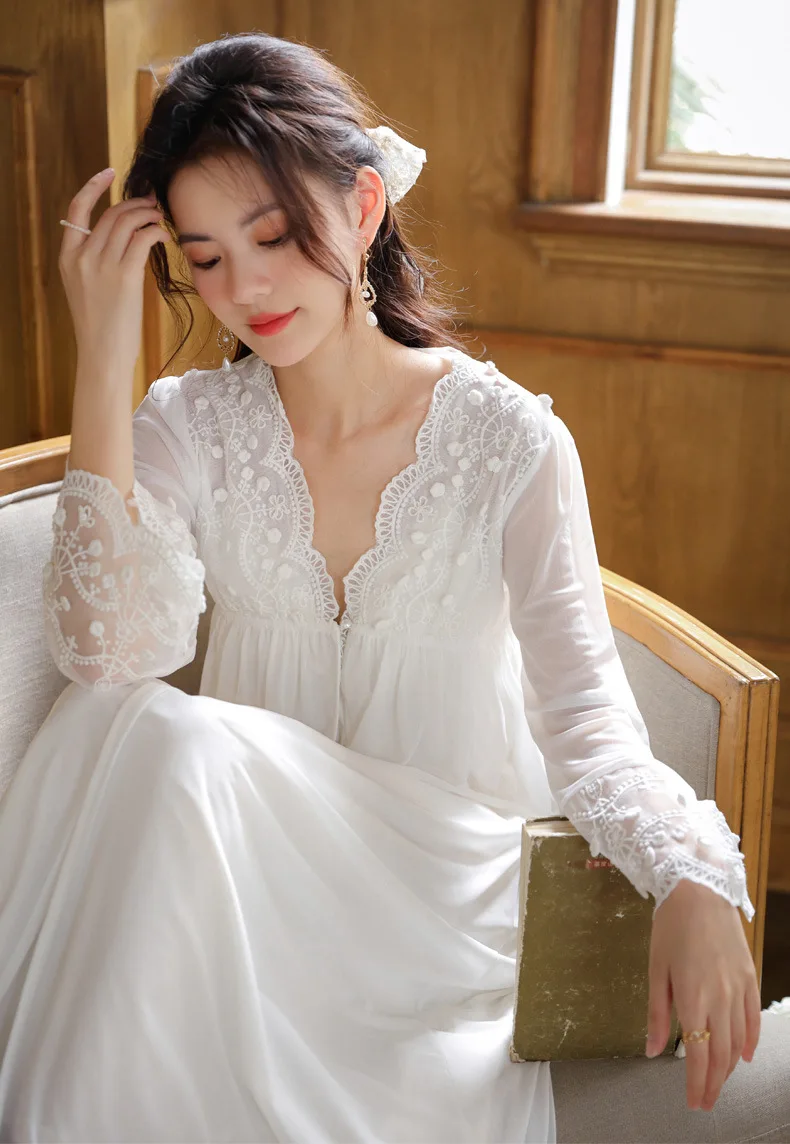 

New Vintage Long Robe Sets Women With Bra Sling Nightgown Sleepwear Sexy Lace Embroidery Mesh Kimono Bride Wedding Bathrobe Gown