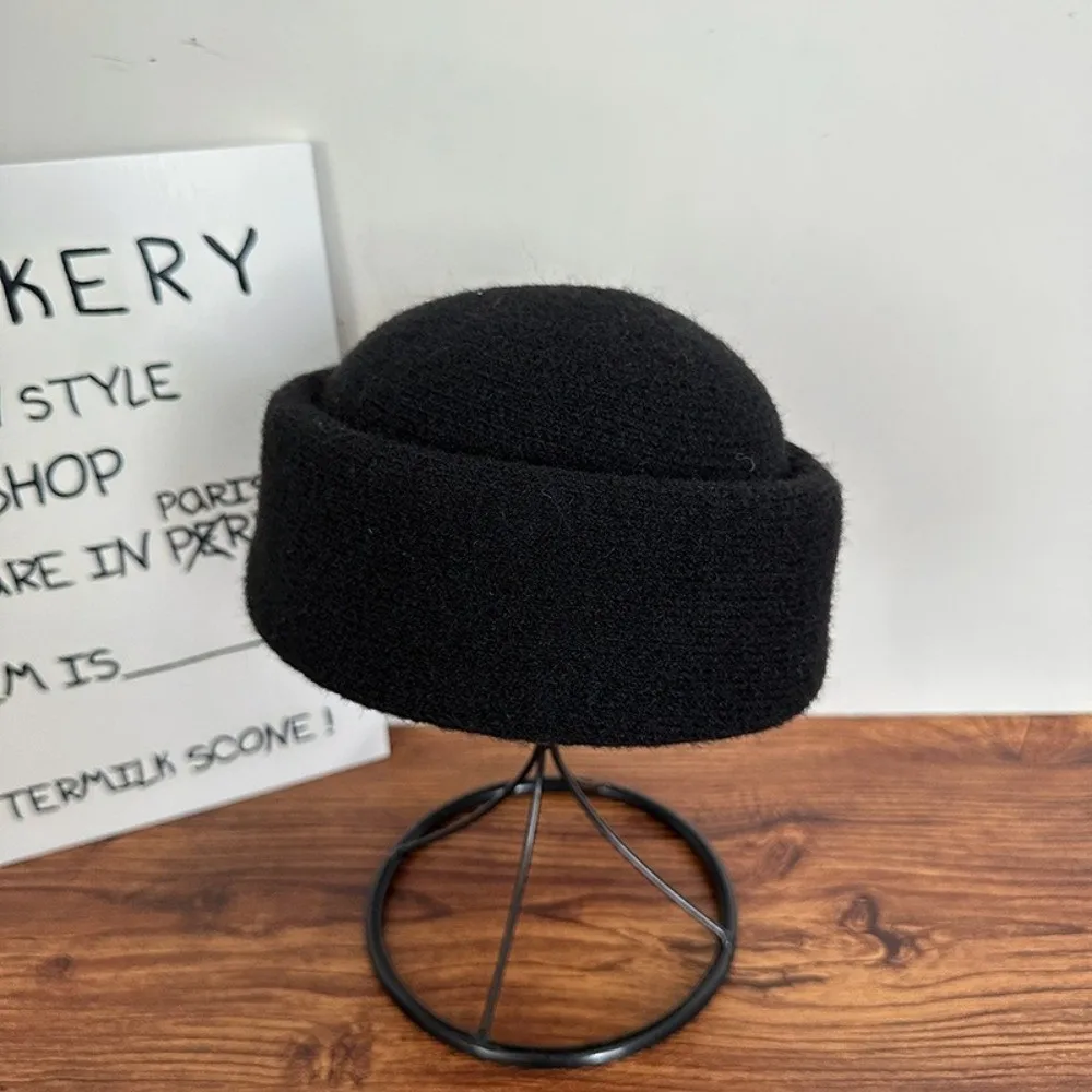 Fashion Structured Knitted Pillbox Hat Skin-friendly Windproof Painter Hat Non-slip Warm Beret Flatter Facial
