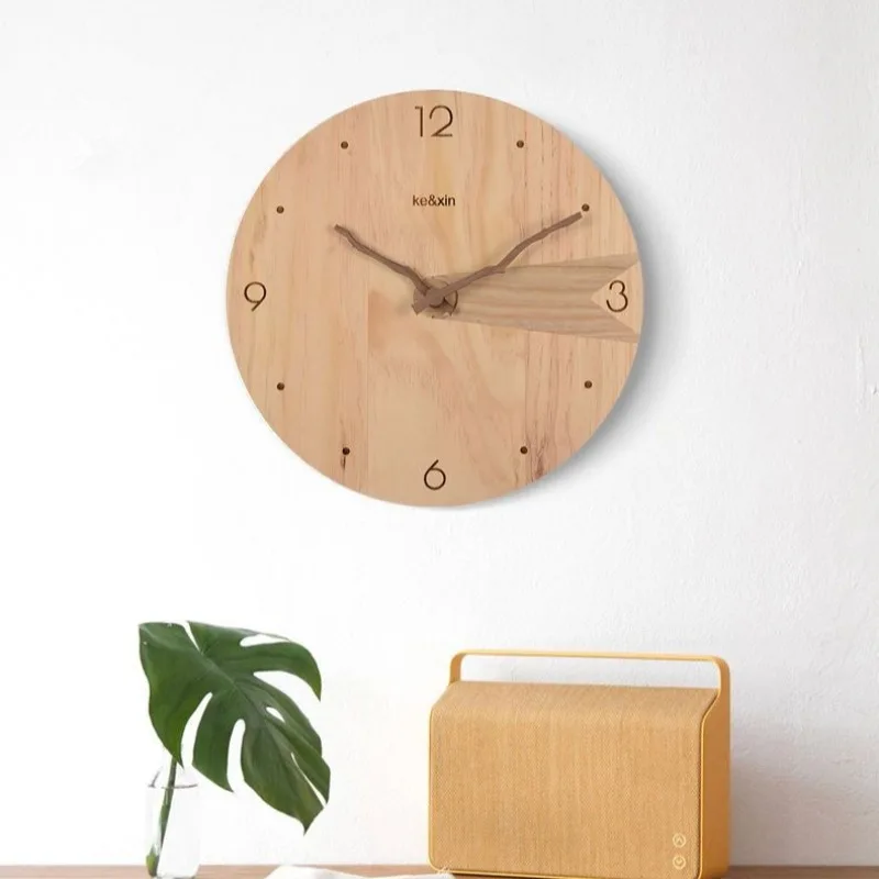 

Скандинавские бесшумные настенные часы из массива дерева, классические круглые настенные часы для гостиной, деревянная указка, современный простой модный домашний декор