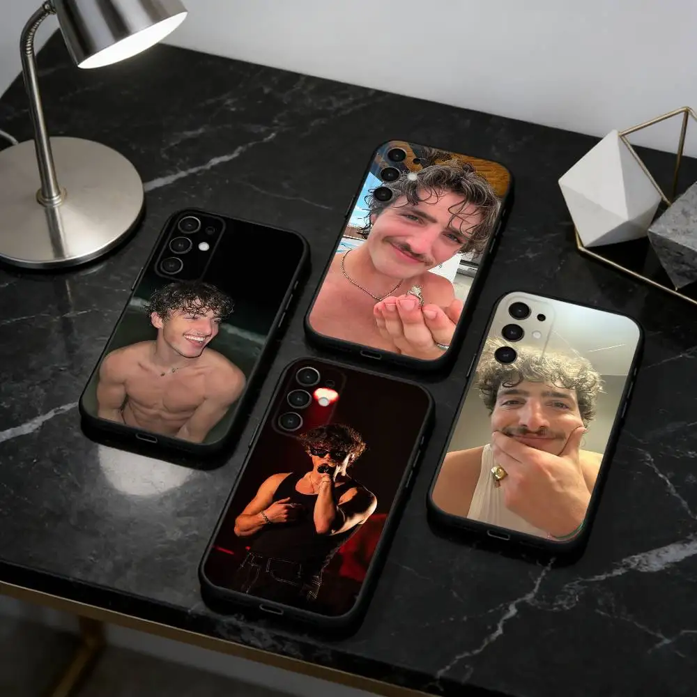 

Singer B-Benson B-Boone Phone Case For Samsung S25,24,23,22,30,21,10,9,Ultra,Plus,FE 5G Black Soft Case