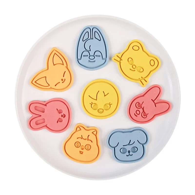 Skzoo Cartoon Animal Image Biscuit Mold 3D Stereoscopic Pressing Cookie Printing Baking Tool Fan Related Products