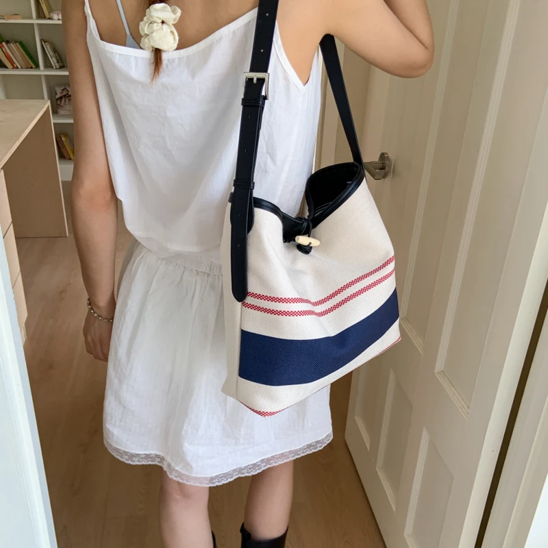 حقيبة ساعي جلدية أنيقة للسيدات، حقيبة كروس وحقيبة كتف من المصمم الشهير، حقائب يد كلاسيكية مشهورة