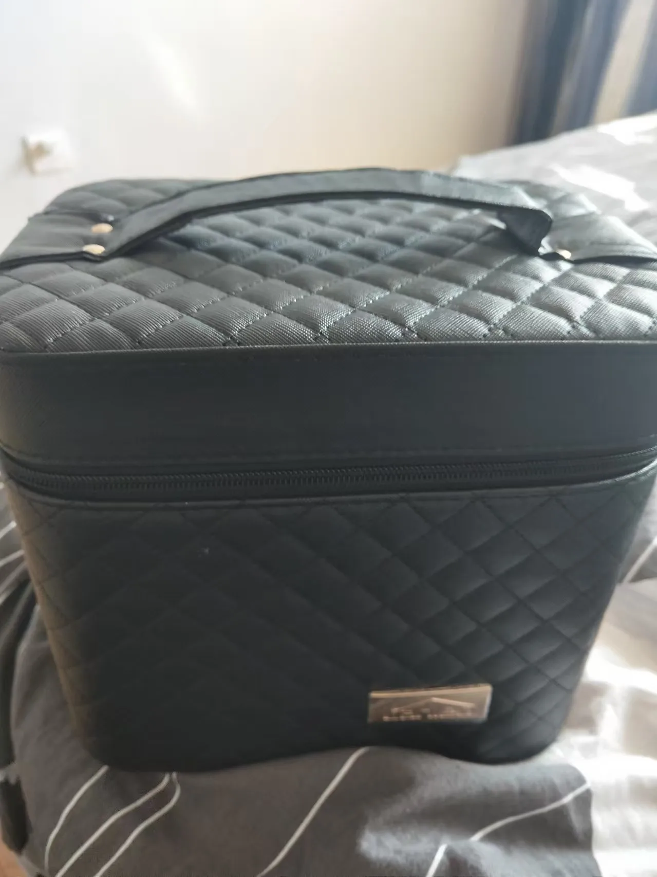 New Fashion Women Large Capacity Professional Suitcase Makeup Organizer Toiletry Cosmetic Bag Multilayer Storage Box Portable