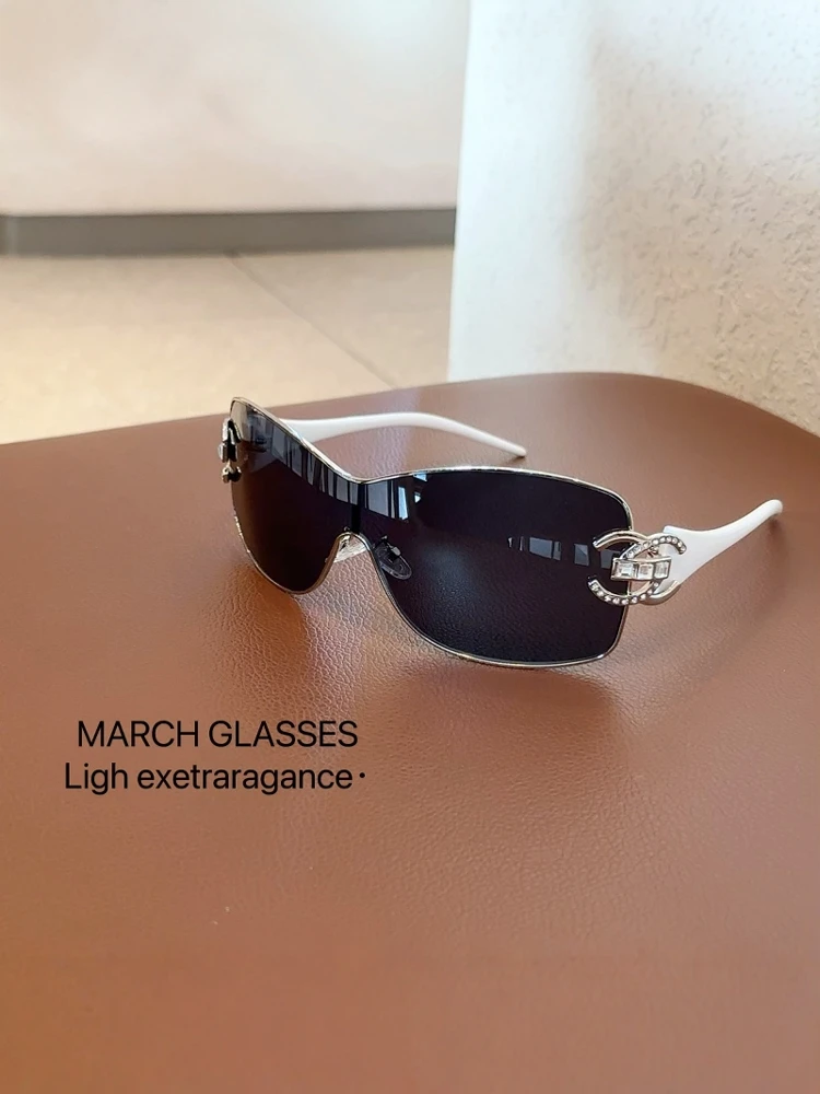 Thumbnail 2 - #20 Best Trendy Fashion Sunglasses to Buy In 2026