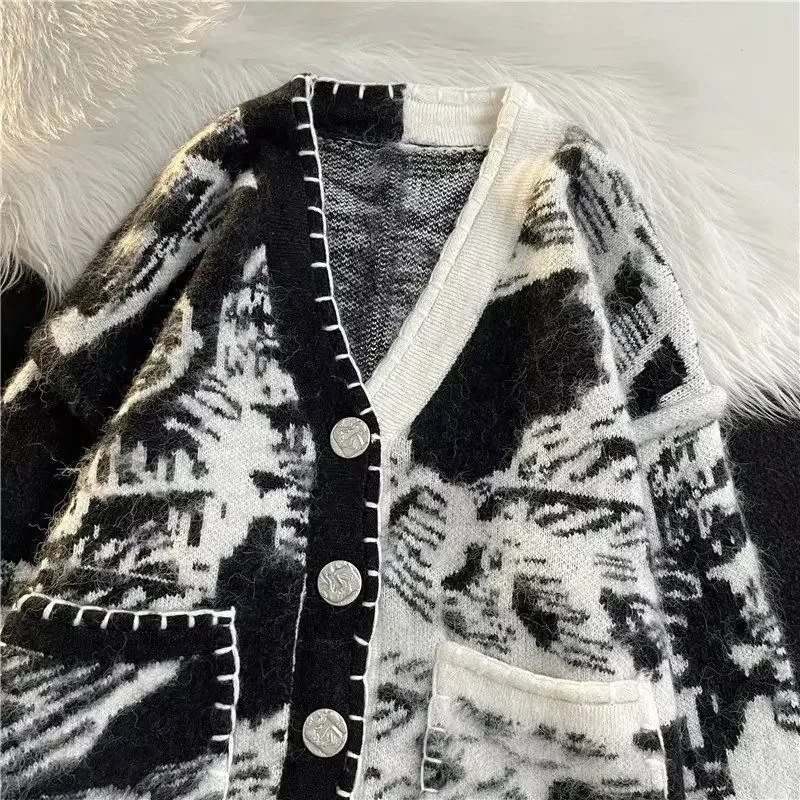 Man Clothes Black Y2k Vintage Tie Dye Knitted Sweaters for Men Cardigan V Neck Aesthetic with Pockets Maletry A Winter 2024 Fun